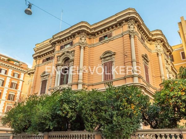 appartamento in vendita a Roma in zona Ludovisi/Sallustiano