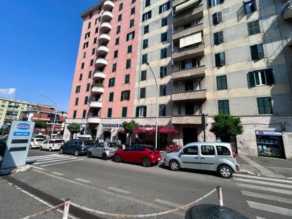appartamento in vendita a Roma in zona Tuscolano