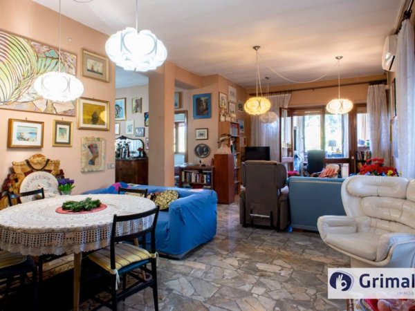 appartamento in vendita a Roma in zona Tomba di Nerone