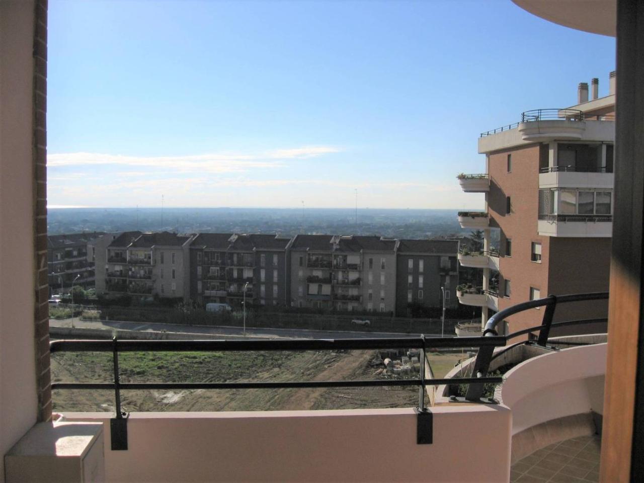 appartamento in vendita a Roma in zona Acilia