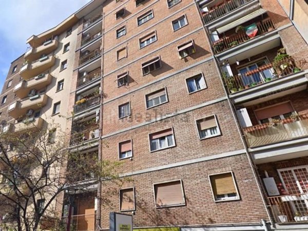 appartamento in vendita a Roma in zona Ostiense