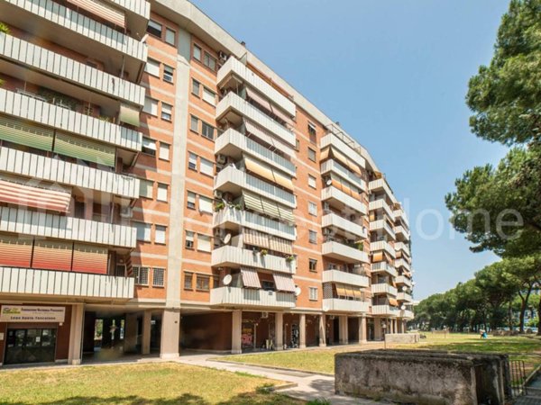 appartamento in vendita a Roma in zona Cinecittà