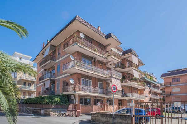 appartamento in vendita a Roma in zona Gianicolense