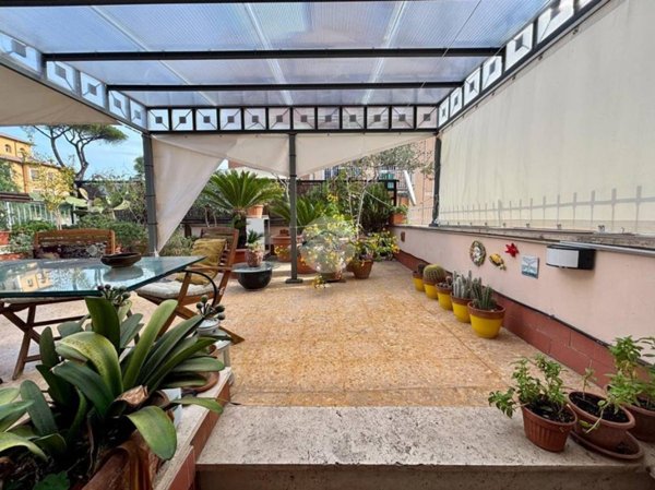 appartamento in vendita a Roma in zona Corviale