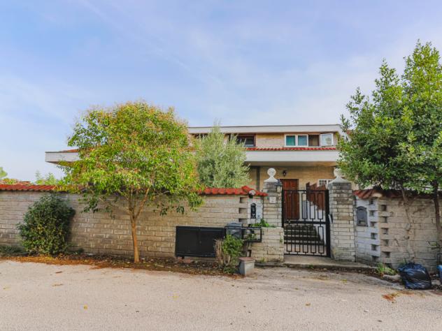 appartamento in vendita a Roma in zona Infernetto