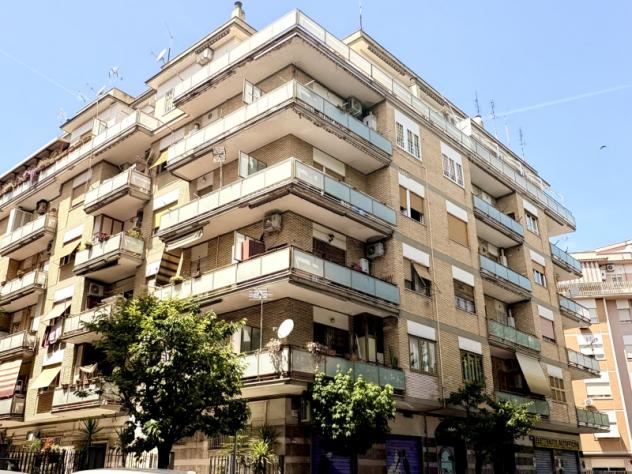 appartamento in vendita a Roma in zona Collatino