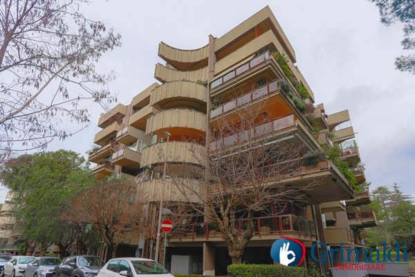 appartamento in vendita a Roma in zona Giuliano Dalmata