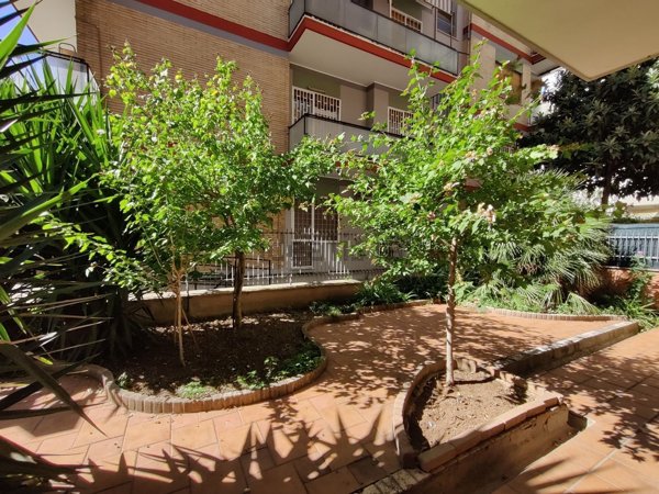 appartamento in vendita a Roma in zona Appio Claudio