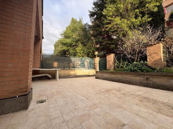 casa indipendente in vendita a Roma in zona Torrino
