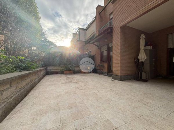 casa indipendente in vendita a Roma in zona Torrino