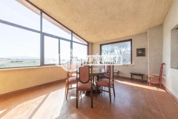 appartamento in vendita a Roma in zona Ostiense