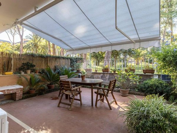 appartamento in vendita a Roma in zona Gianicolense