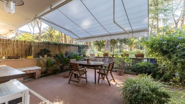 appartamento in vendita a Roma in zona Gianicolense