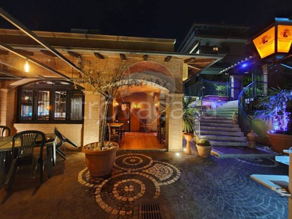 negozio in vendita a Roma in zona Prenestino-Centocelle