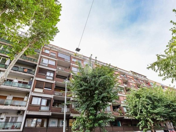 appartamento in vendita a Roma in zona Castro Pretorio