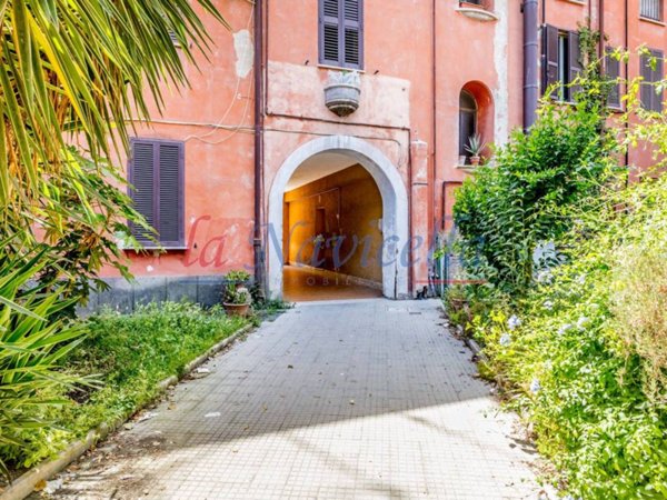 appartamento in vendita a Roma in zona Trastevere