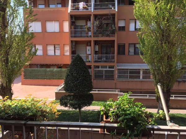 appartamento in vendita a Roma in zona Ardeatino