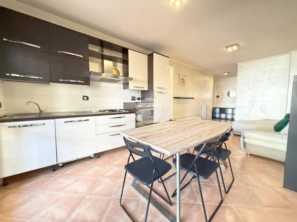 appartamento in vendita a Roma in zona Ponte di Nona