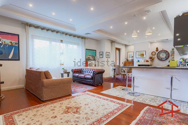 appartamento in vendita a Roma in zona Tre Pini - Poggio dei Fiori