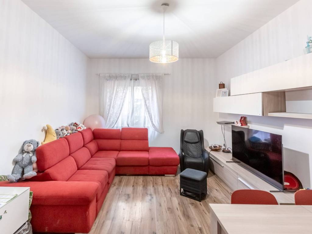 appartamento in vendita a Roma in zona Don Bosco