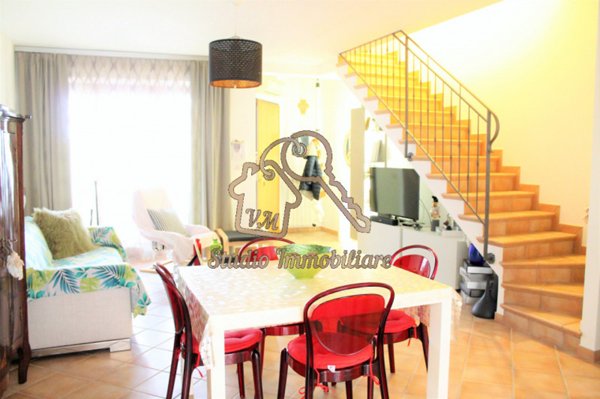 appartamento in vendita a Roma in zona Valle Muricana