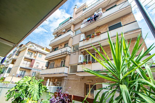 appartamento in vendita a Roma in zona Primavalle