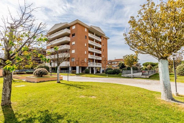 appartamento in vendita a Roma in zona Infernetto