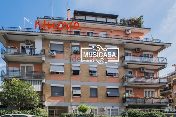 appartamento in vendita a Roma in zona Aurelio