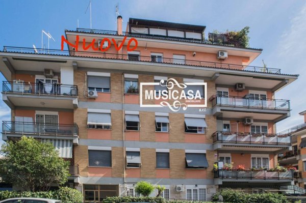 appartamento in vendita a Roma in zona Aurelio