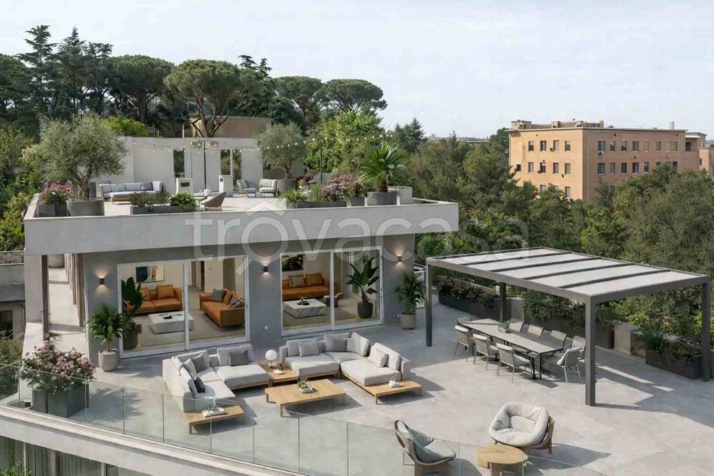 appartamento in vendita a Roma in zona Della Vittoria