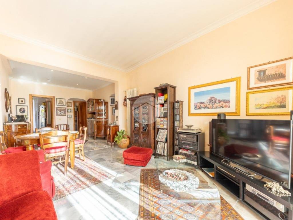 appartamento in vendita a Roma in zona Tuscolano