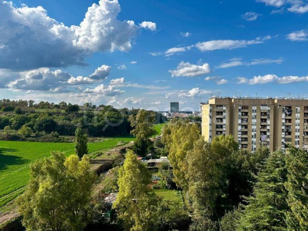 casa indipendente in vendita a Roma in zona Ostiense
