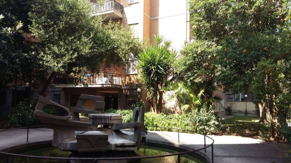 appartamento in vendita a Roma in zona Nomentano