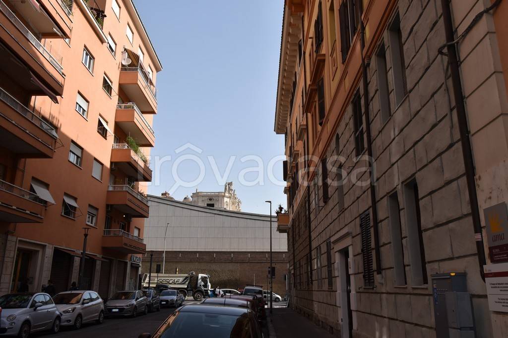 appartamento in vendita a Roma in zona Aurelio