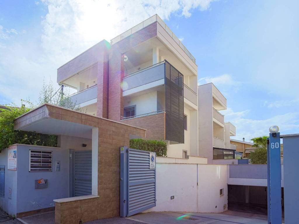 appartamento in vendita a Roma in zona Torrevecchia