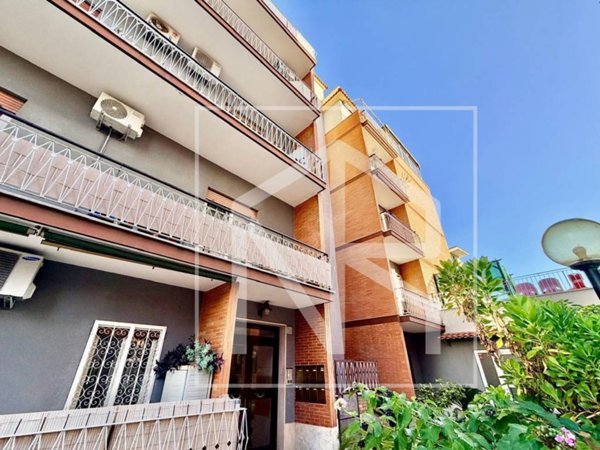 appartamento in vendita a Roma in zona Torre Maura