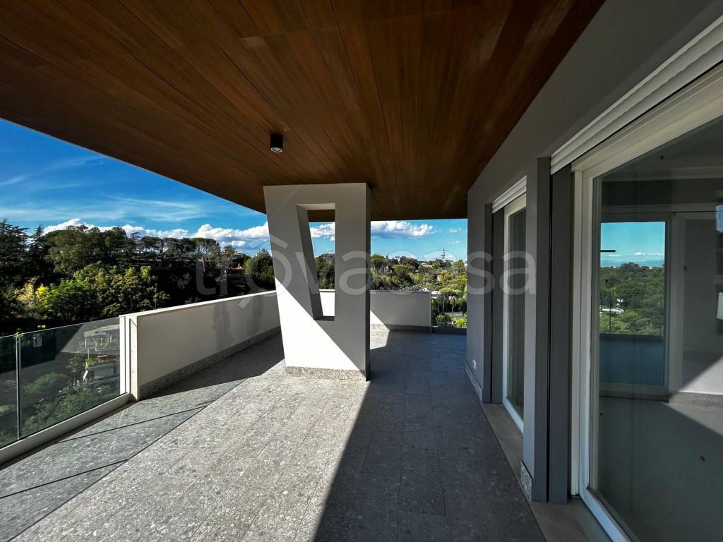 appartamento in vendita a Roma in zona Della Vittoria