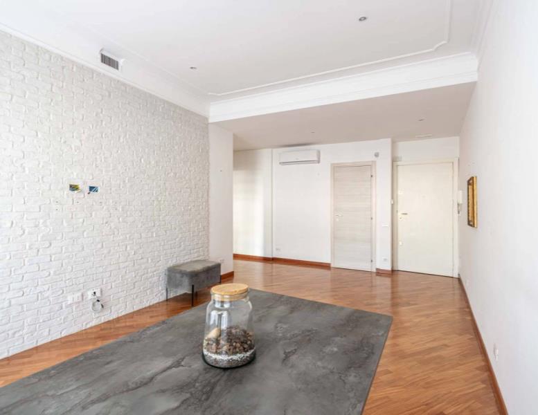 appartamento in vendita a Roma in zona EUR