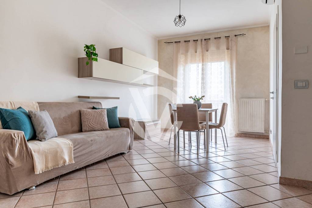 appartamento in vendita a Roma in zona Tor Bella Monaca