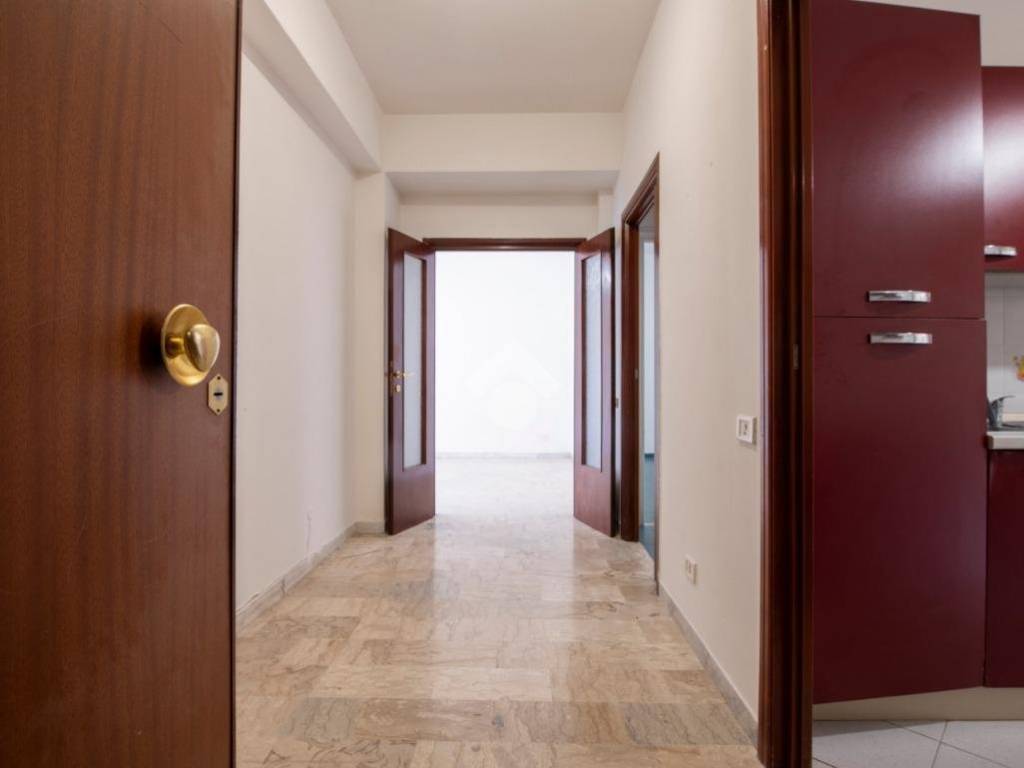 appartamento in vendita a Roma in zona Ostia