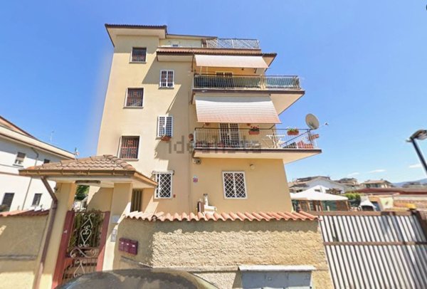 appartamento in vendita a Roma in zona Tor Bella Monaca