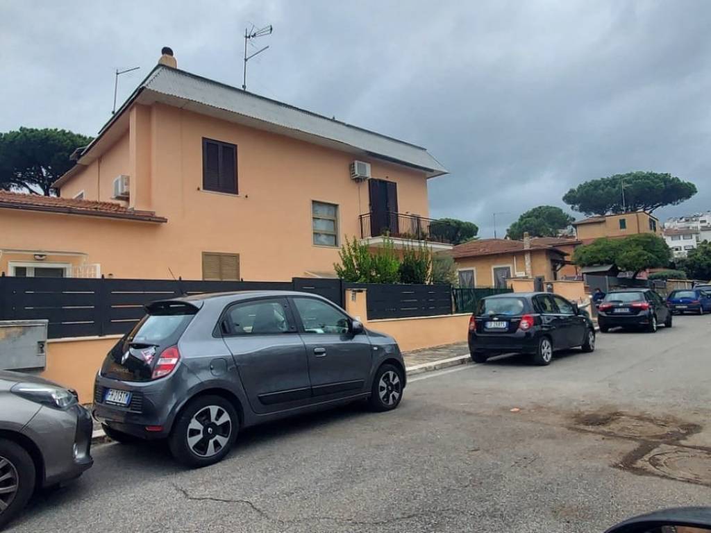 appartamento in vendita a Roma in zona La Giustiniana