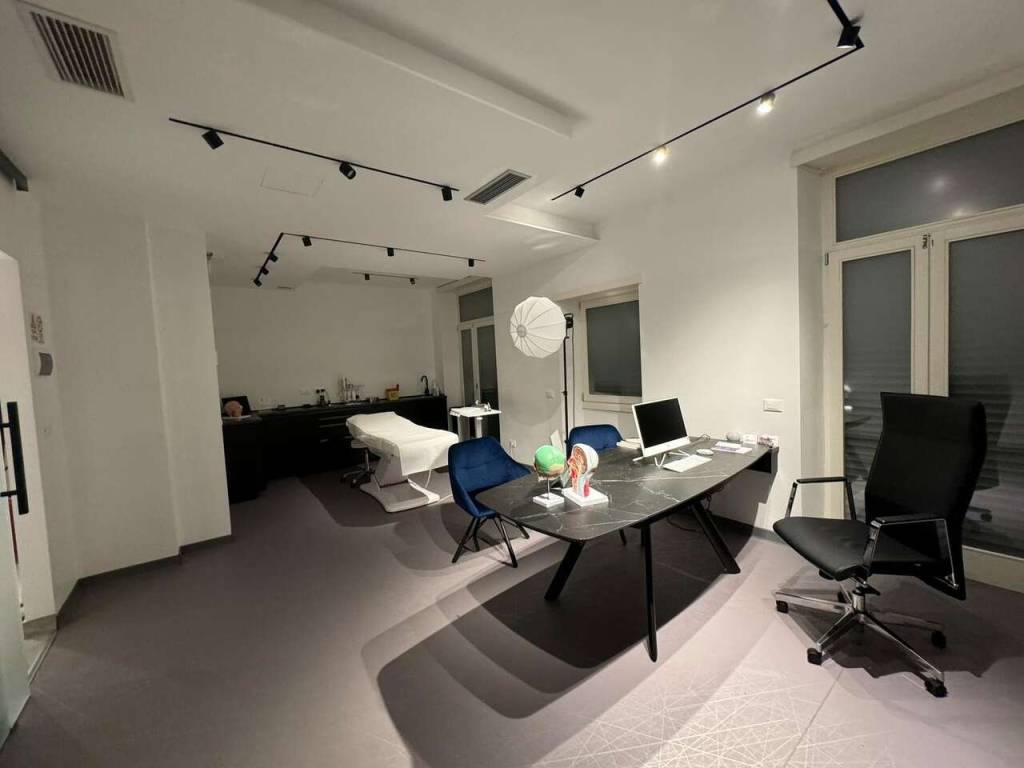 ufficio in vendita a Roma in zona Trieste