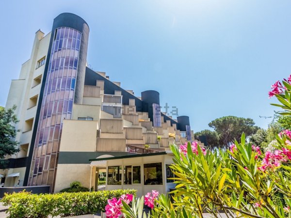 appartamento in vendita a Roma in zona Tor di Quinto