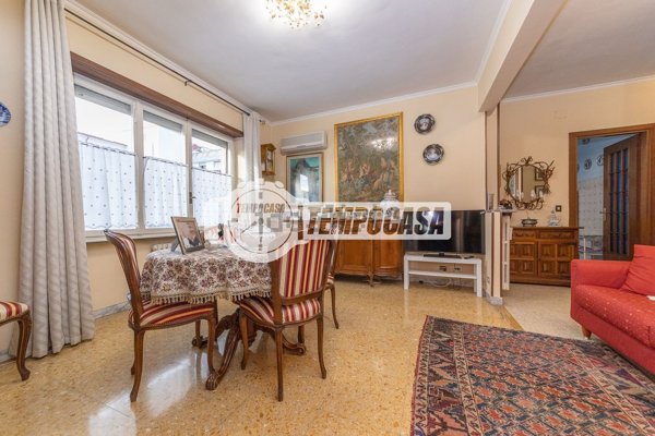 appartamento in vendita a Roma in zona Don Bosco