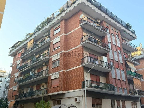 appartamento in vendita a Roma in zona Prenestino-Labicano