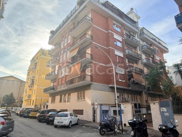 appartamento in vendita a Roma in zona Prenestino-Labicano