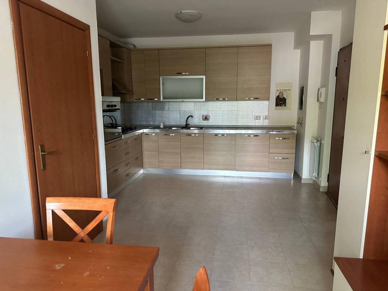 appartamento in vendita a Roma in zona Castelverde