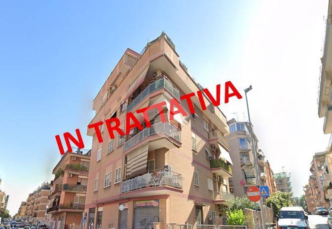 appartamento in vendita a Roma in zona Prenestino-Centocelle