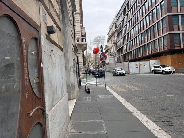 appartamento in vendita a Roma in zona Rione Monti/Campitelli